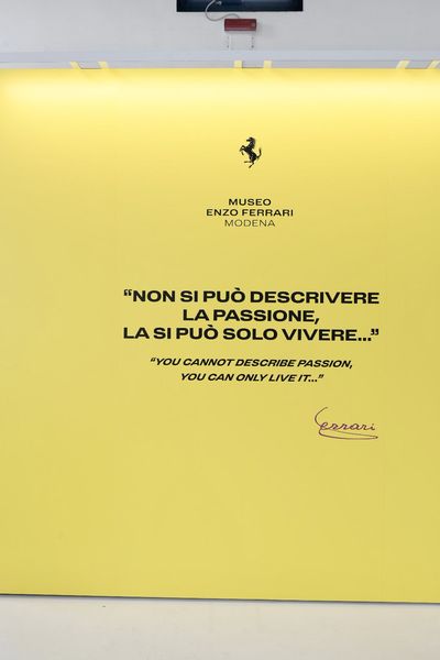 Enzo Ferrari Museum - luigiontour.de - Reiseblog