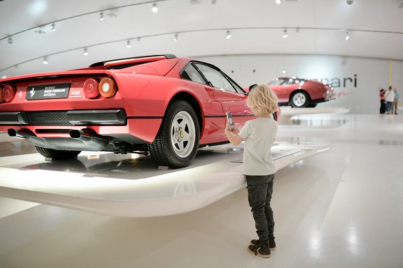 Enzo Ferrari Museum - luigiontour.de - Reiseblog